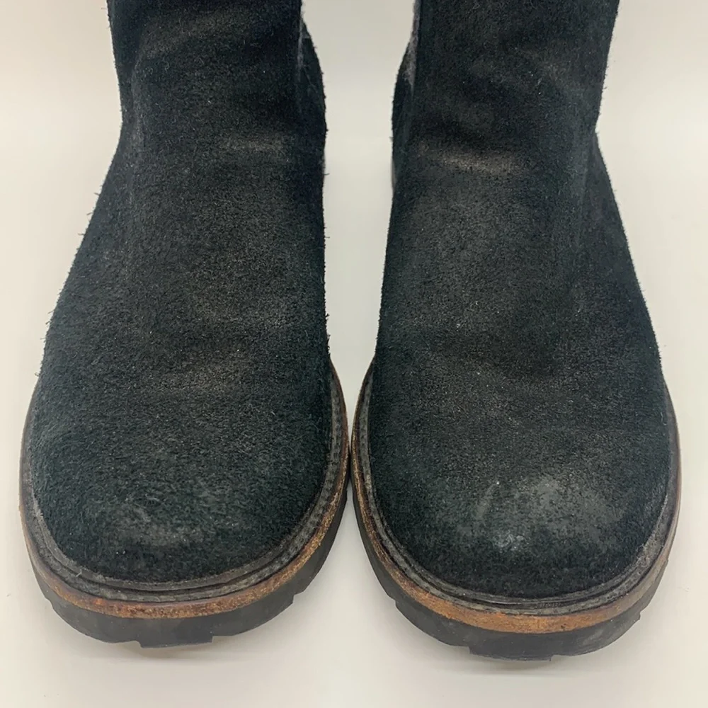 L.L. Bean *Flaw East Point Chelsea Suede Boot Black (8 1/2 Medium) Winter Snow